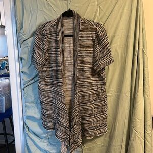 Black and white stretchy Cardigan